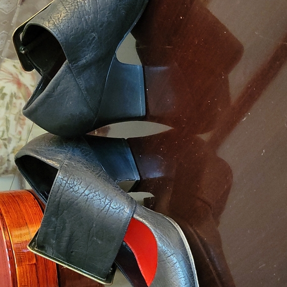 Stephen Vincenzi black leather shoe - Picture 2 of 7